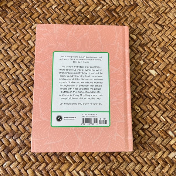 Book Hardcopy Used Good Condition 
Rituals for Every Day by Nadia Narain - Picture 2 of 13